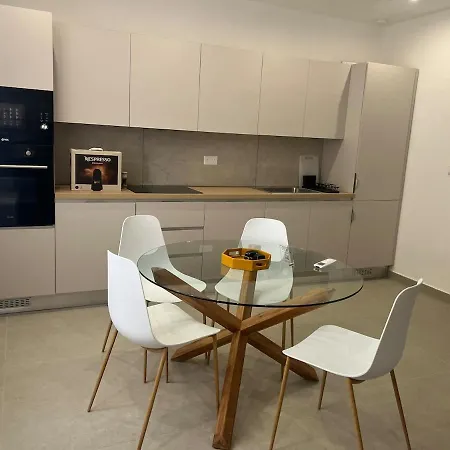Charming Sea Escape Sliema