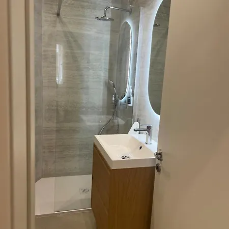 Charming Sea Escape Apartment Sliema