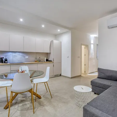 Charming Sea Escape Apartman *