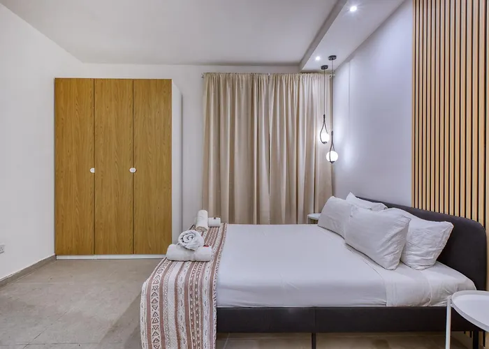 Charming Sea Escape Apartment Sliema