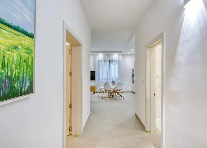 Charming Sea Escape * Sliema